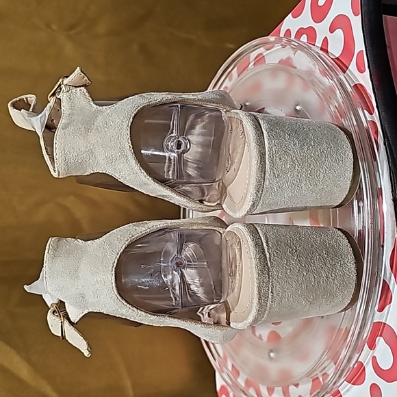 C DREAM PAIRS Carnival Leather Suede Ankle Strap sz 7.5W Chunky Heel Sandal Pump - Picture 6 of 10